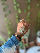 Load image into Gallery viewer, Spark of Wealth